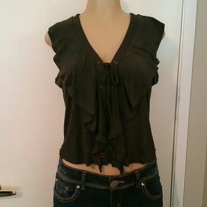 NWT tie front crop top